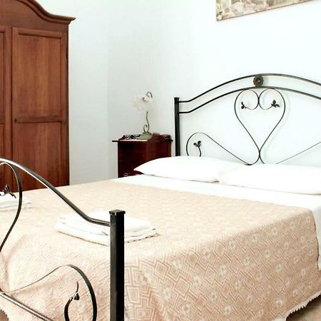 B&B Arcobaleno Marittima Bagian luar foto
